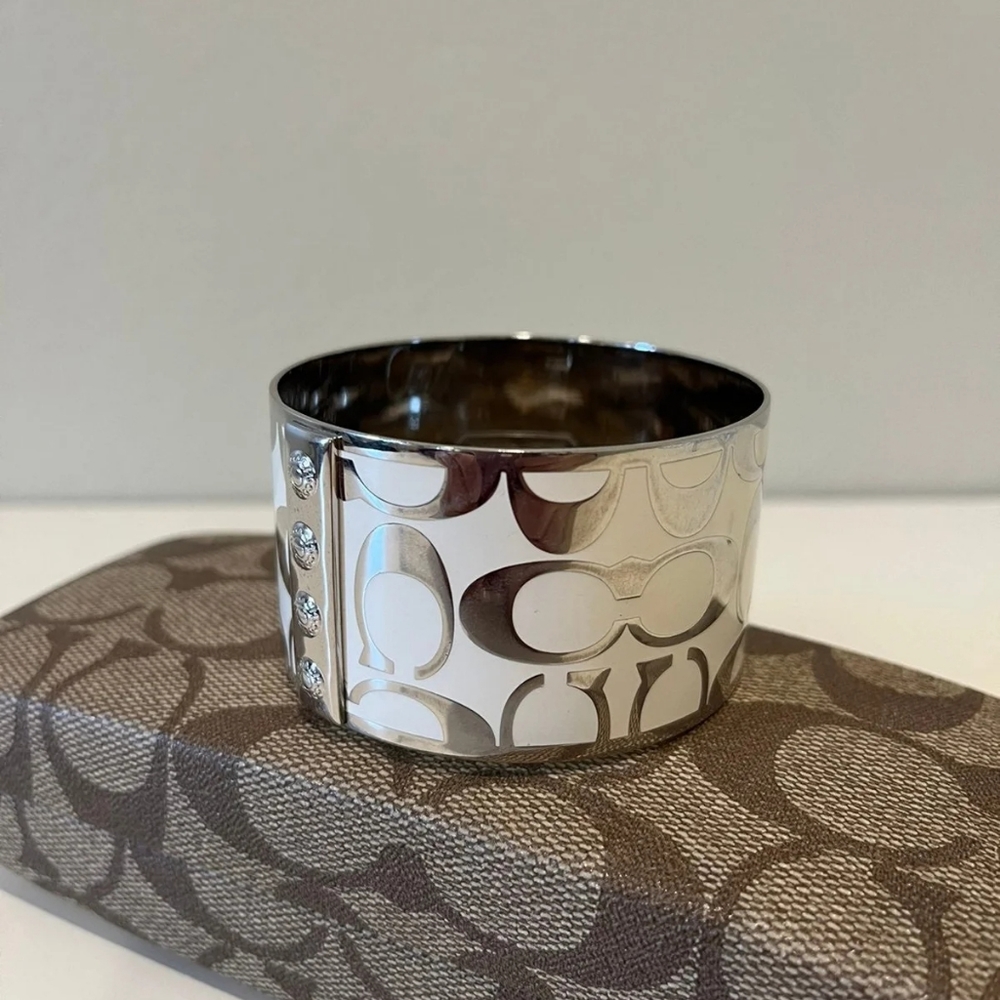 COACJ STATEMENT CLASSIC LOGO WIDE BRACELET CUFF